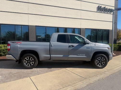 2018 Toyota Tundra SR5