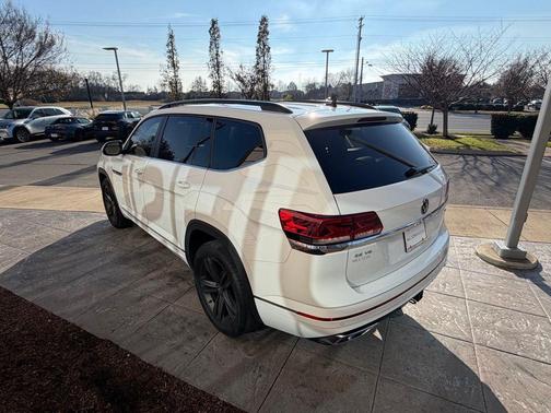 2021 Volkswagen Atlas 3.6L SE w/Technology