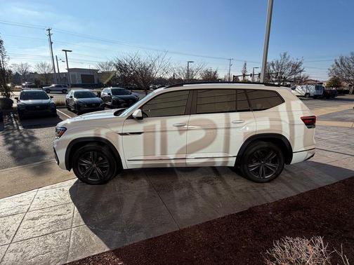 2021 Volkswagen Atlas 3.6L SE w/Technology
