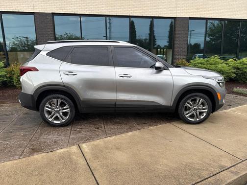 2021 Kia Seltos S