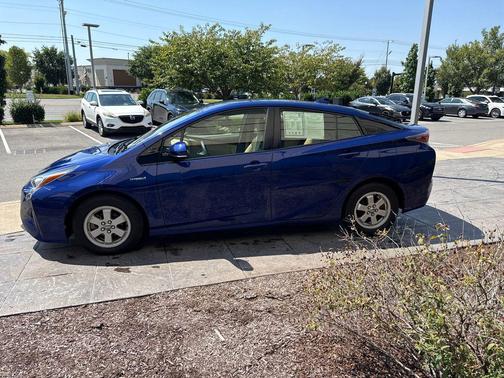 2018 Toyota Prius Two