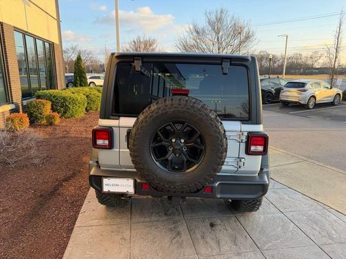 2024 Jeep Wrangler Willys
