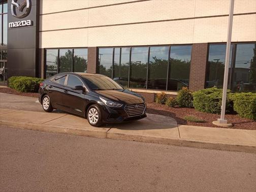 2022 Hyundai Accent SE