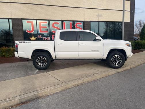 2020 Toyota Tacoma TRD Sport
