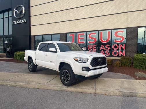 2020 Toyota Tacoma TRD Sport