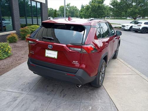 2023 Toyota RAV4 Hybrid XLE Premium