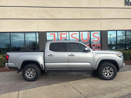 2018 Toyota Tacoma SR5