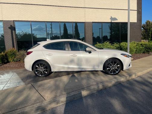 2018 Mazda Mazda3 Grand Touring