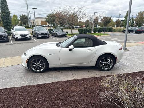 2016 Mazda MX-5 Miata Grand Touring