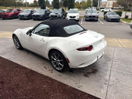 2016 Mazda MX-5 Miata Grand Touring