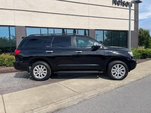 2017 Toyota Sequoia Platinum