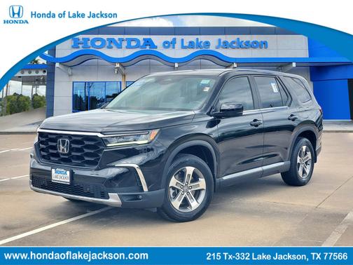 Crystal Black Pearl 2023 Honda Pilot