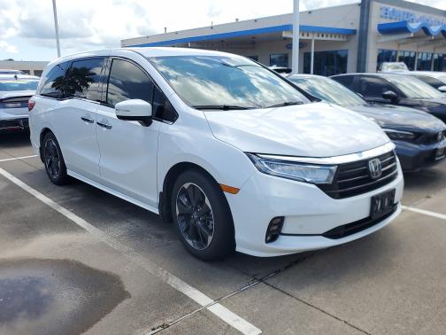 Platinum White Pearl 2024 Honda Odyssey