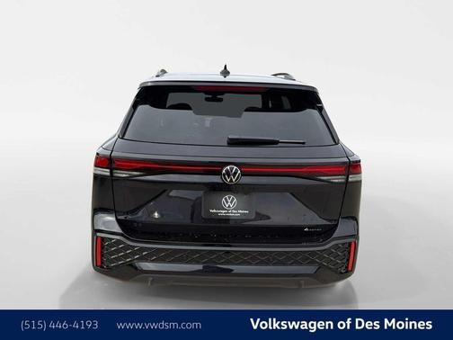 deep black pearl 2026 Volkswagen Tiguan 2.0T SE R-Line Black 4MOTION