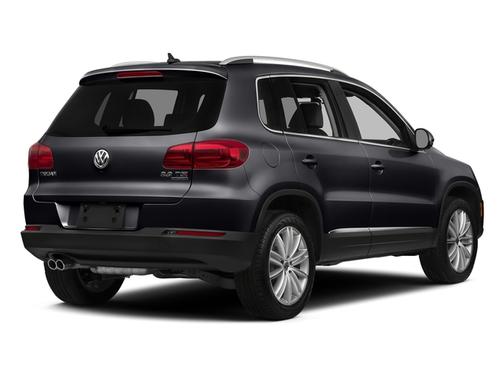 Deep Black Pearl 2016 Volkswagen Tiguan SE