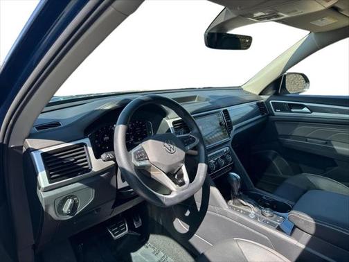 2023 Volkswagen Atlas 3.6L SEL Premium