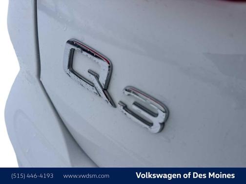 2025 Audi Q3 Premium 45 TFSI S line quattro Tiptronic