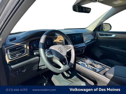 2024 Volkswagen Atlas 2.0T SE w/Technology 4MOTION