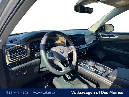 2024 Volkswagen Atlas 2.0T SE w/Technology 4MOTION