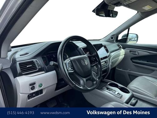 Lunar Silver Metallic 2022 Honda Pilot AWD Special Edition