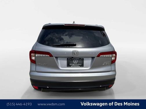 Lunar Silver Metallic 2022 Honda Pilot AWD Special Edition