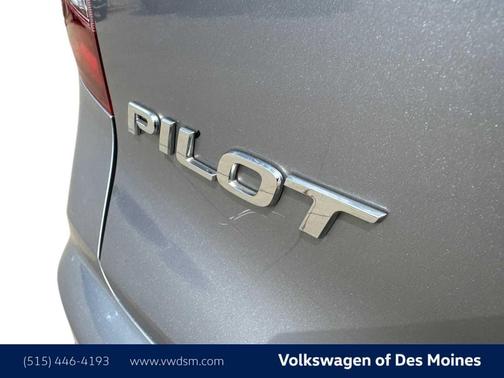 Lunar Silver Metallic 2022 Honda Pilot AWD Special Edition