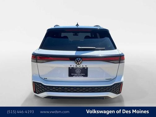 2025 Volkswagen Tiguan 2.0T SE R-Line Black 4MOTION