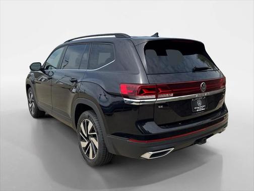 2024 Volkswagen Atlas 2.0T SE w/Technology 4MOTION