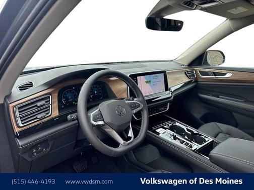 2025 Volkswagen Atlas 2.0T SE w/Technology 4MOTION