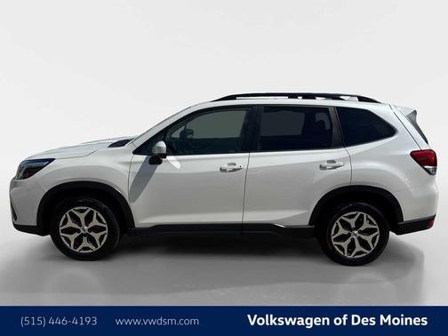 Crystal White Pearl 2021 Subaru Forester Premium