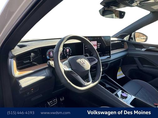 2026 Volkswagen Tiguan 2.0T SEL R-Line 4MOTION