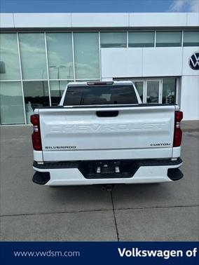 2022 Chevrolet Silverado 1500 Custom