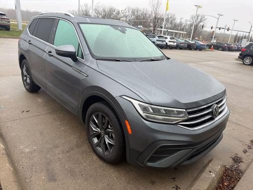 2022 Volkswagen Tiguan 2.0T SE 4MOTION