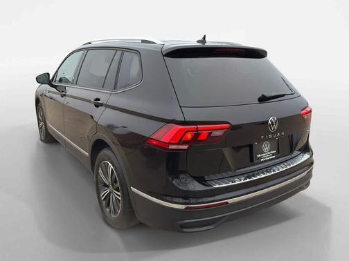 2024 Volkswagen Tiguan 2.0T Wolfsburg Edition