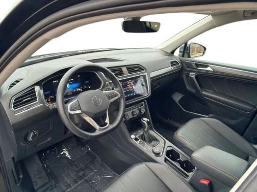 2024 Volkswagen Tiguan 2.0T Wolfsburg Edition