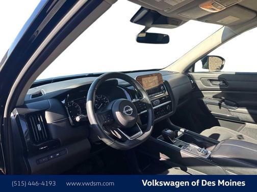 2025 Nissan Pathfinder SV 4WD