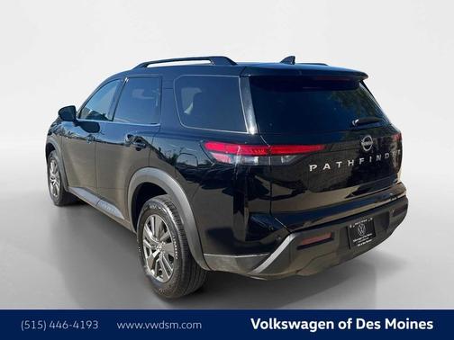 2025 Nissan Pathfinder SV 4WD