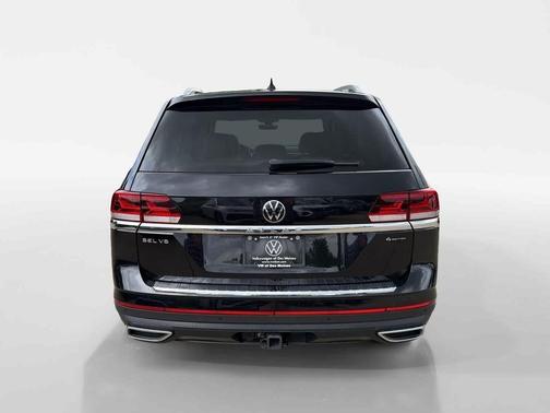 Deep Black Pearl 2023 Volkswagen Atlas 3.6L SEL
