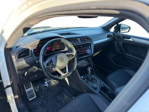 2023 Volkswagen Tiguan 2.0T SE R-Line Black 4MOTION
