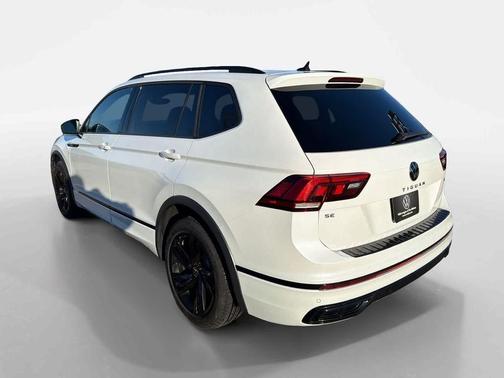 2023 Volkswagen Tiguan 2.0T SE R-Line Black 4MOTION