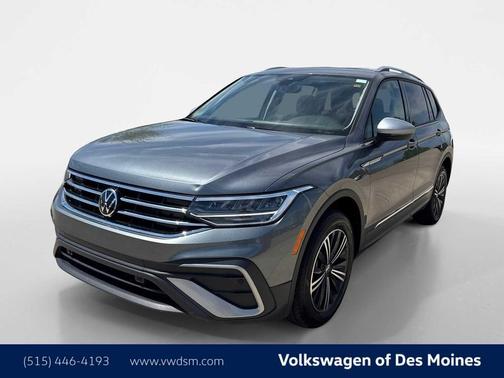 Platinum Gray Metallic 2024 Volkswagen Tiguan 2.0T Wolfsburg Edition