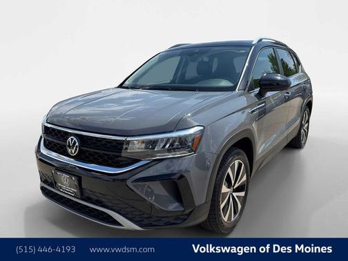 Pure Gray w/Black Roof 2023 Volkswagen Taos 1.5T SE