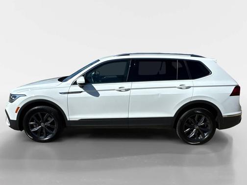 2022 Volkswagen Tiguan 2.0T SE 4MOTION