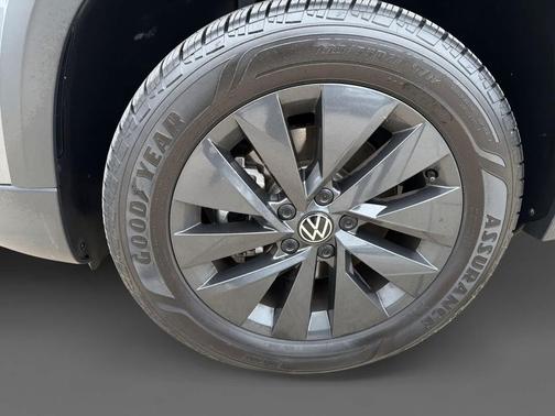 2022 Volkswagen Taos 1.5T S