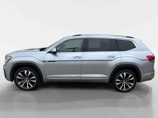 2022 Volkswagen Atlas 3.6L SEL Premium