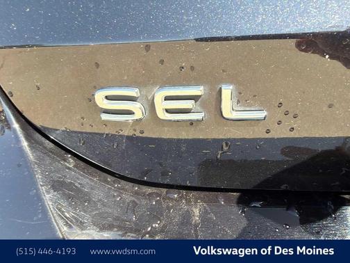 Deep Black Pearl 2023 Volkswagen Taos 1.5T SEL