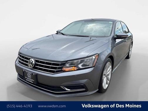 Platinum Gray Metallic 2019 Volkswagen Passat 2.0T Wolfsburg Edition