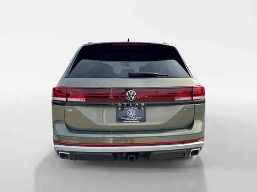 2024 Volkswagen Atlas 2.0T SE w/Technology 4MOTION