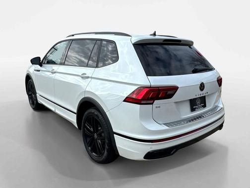 2022 Volkswagen Tiguan 2.0T SE R-Line Black 4MOTION