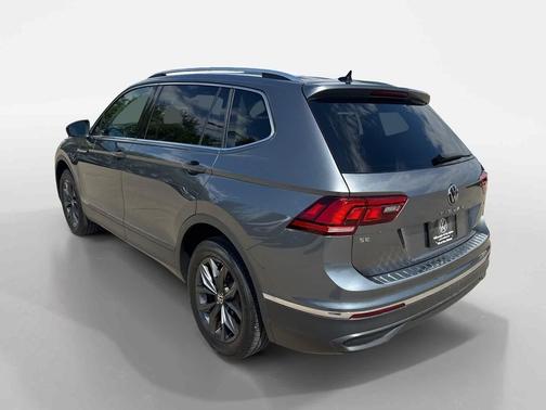 Platinum Gray Metallic 2023 Volkswagen Tiguan 2.0T SE 4MOTION